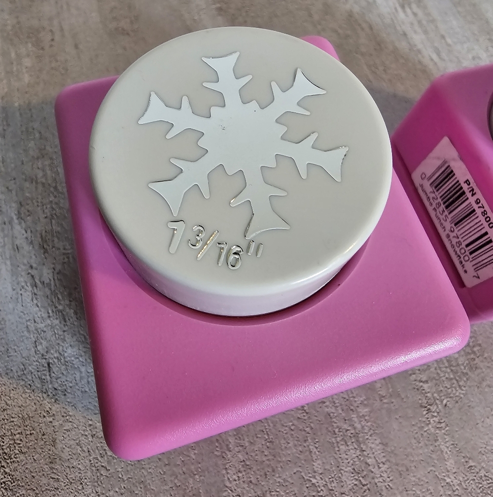 Paper Punch Set - Snowflakes - Picture 2 of 11